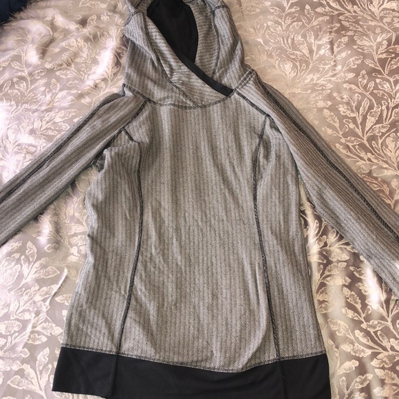 Lululemon Pullover Hoodie - Picture 5 of 7